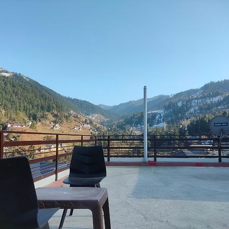 Hotel Cozy Haven Mandi Bagian luar foto