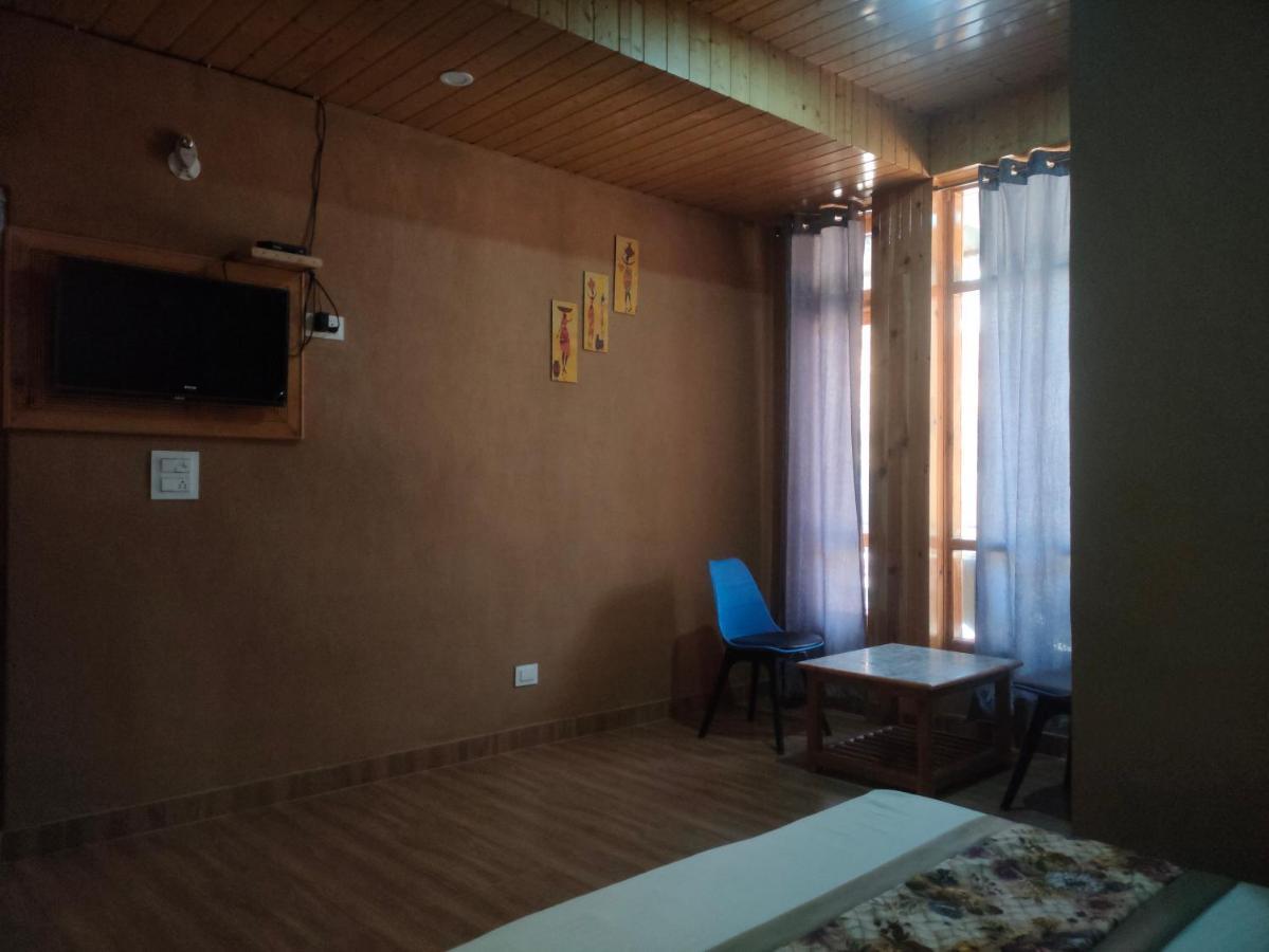 Hotel Cozy Haven Mandi Bagian luar foto