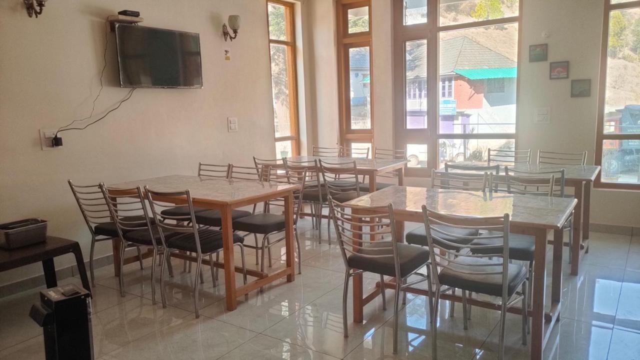 Hotel Cozy Haven Mandi Bagian luar foto