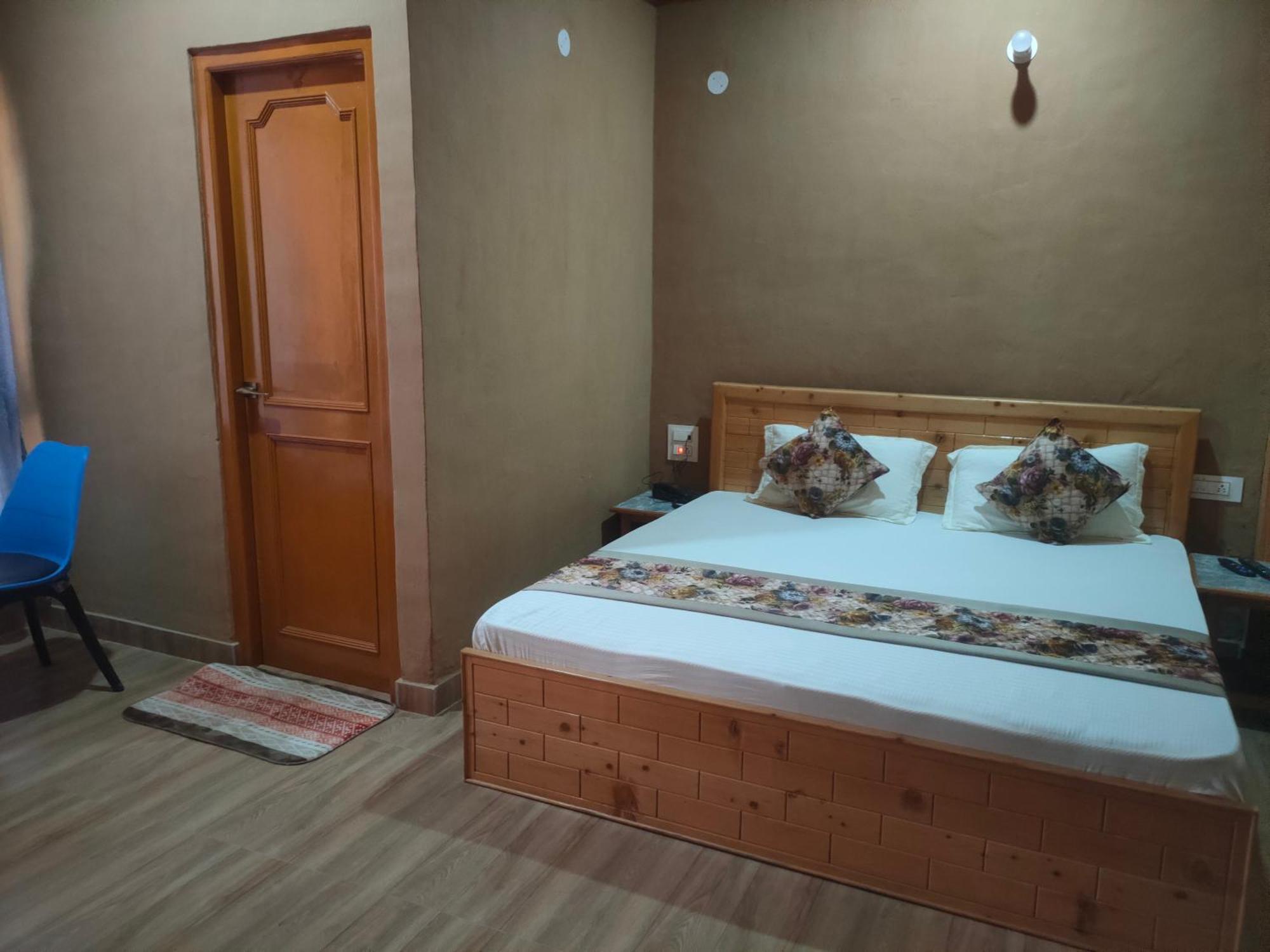 Hotel Cozy Haven Mandi Bagian luar foto