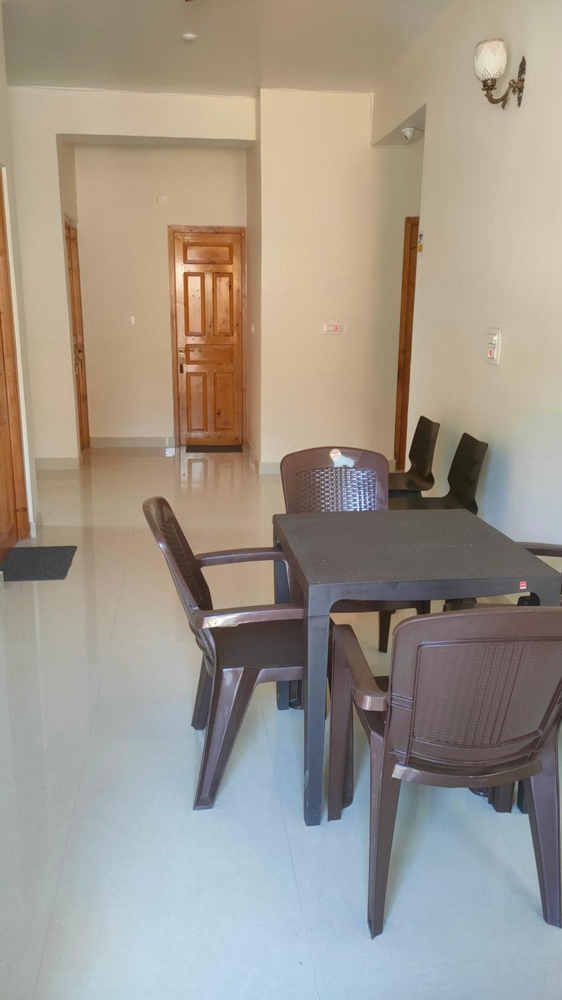 Hotel Cozy Haven Mandi Bagian luar foto