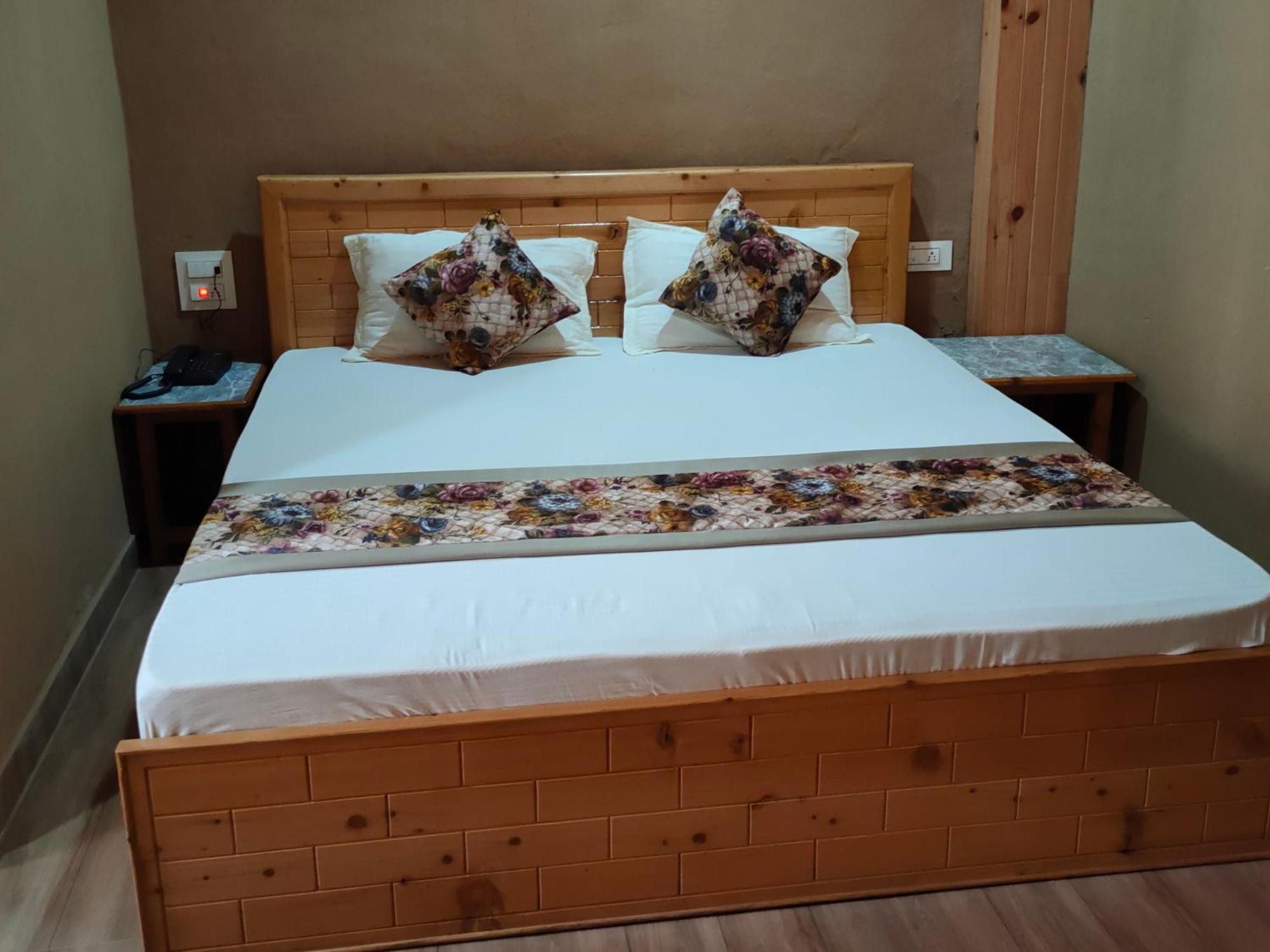 Hotel Cozy Haven Mandi Ruang foto